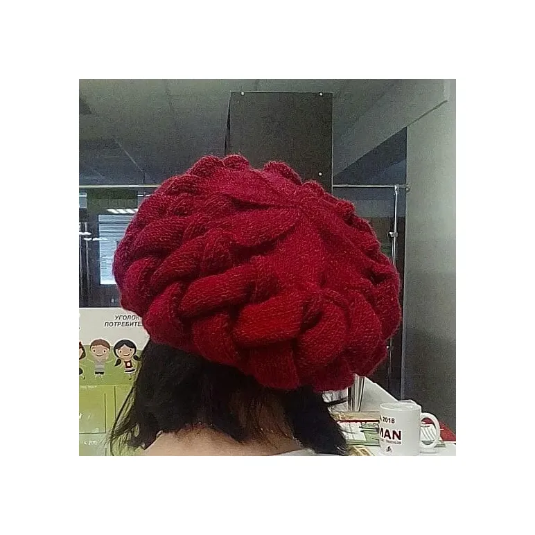 Объемный берет