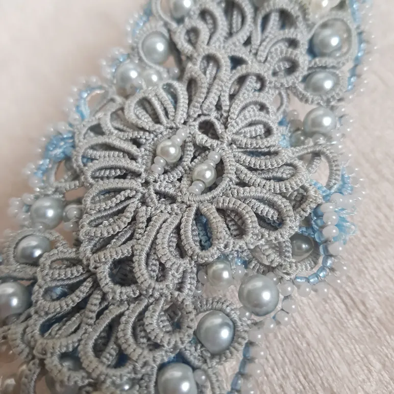 Браслет "Сапфир" фриволите