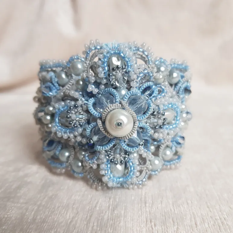 Браслет "Сапфир" фриволите