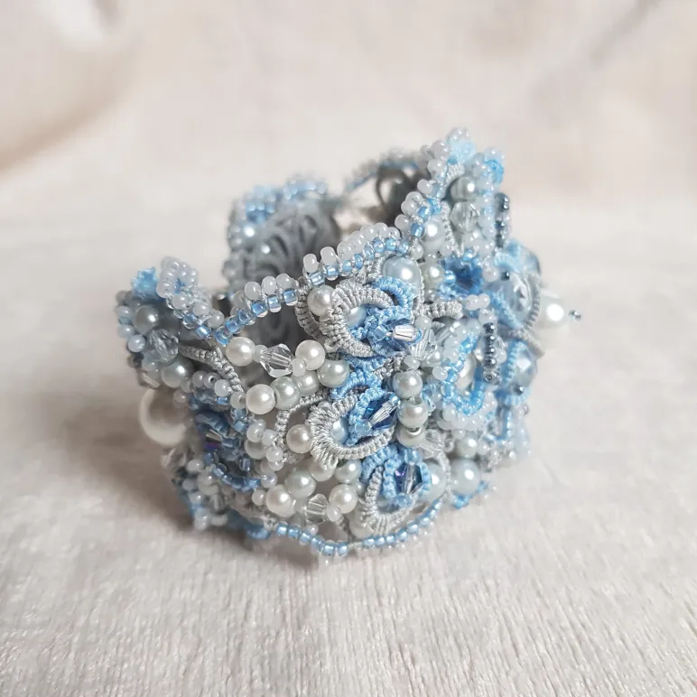 Браслет "Сапфир" фриволите