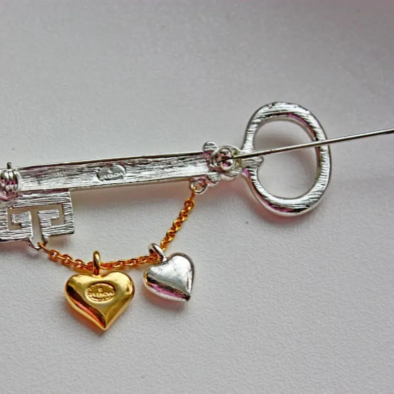 Коллекционная брошь 1980-х "Ключ для двух сердец" GIVENCHY