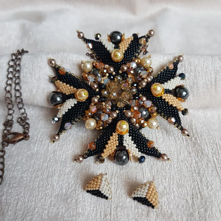 Брошь-орден-подвеска и Серьги "Гематит"