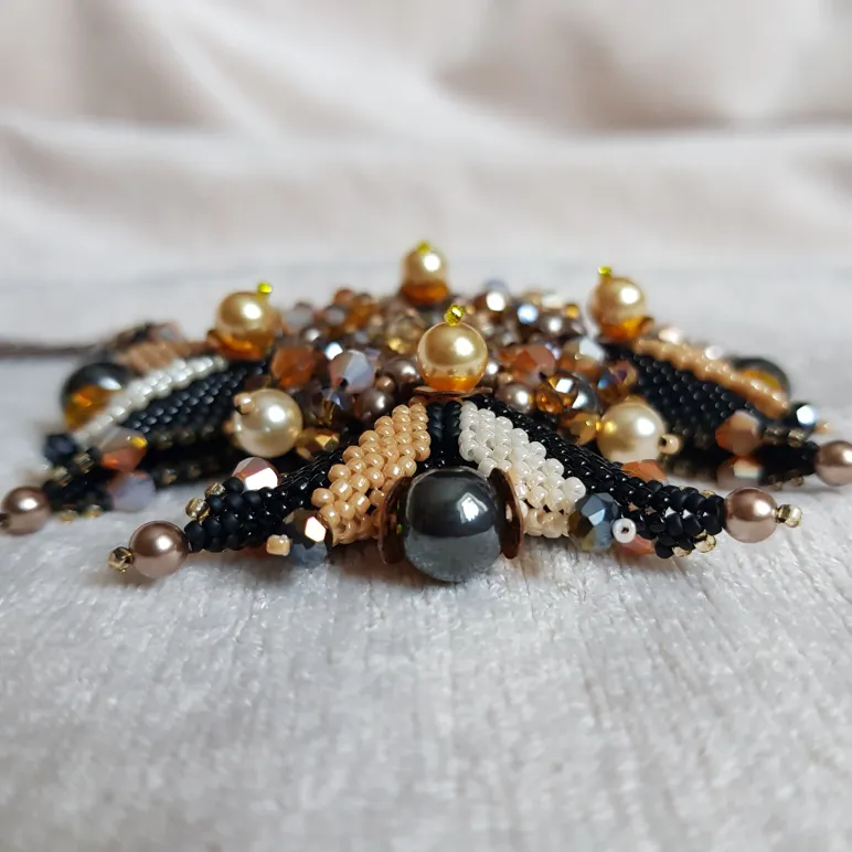 Брошь-орден-подвеска и Серьги "Гематит"