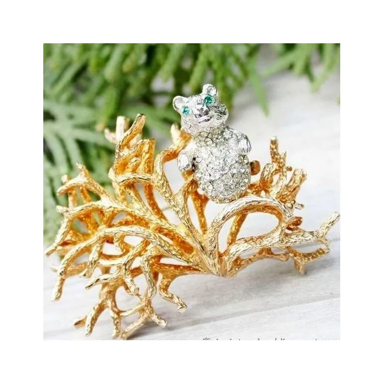 Коллекционная брошь 1950-е CASTLECLIFF