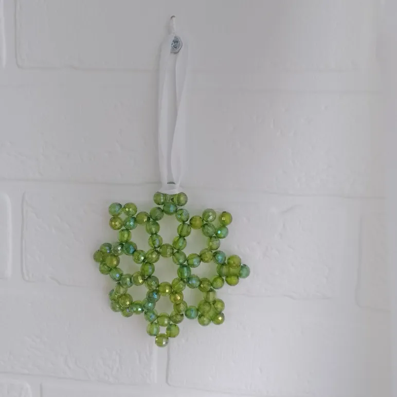 Новогодние игрушки