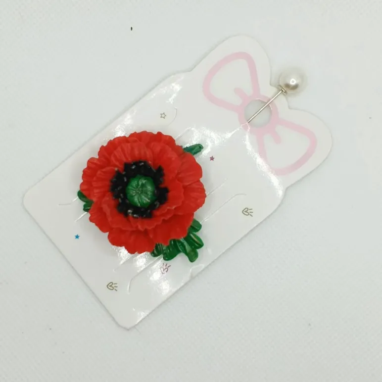 Брошь игла Красный мак ручной работы из полимерной глины