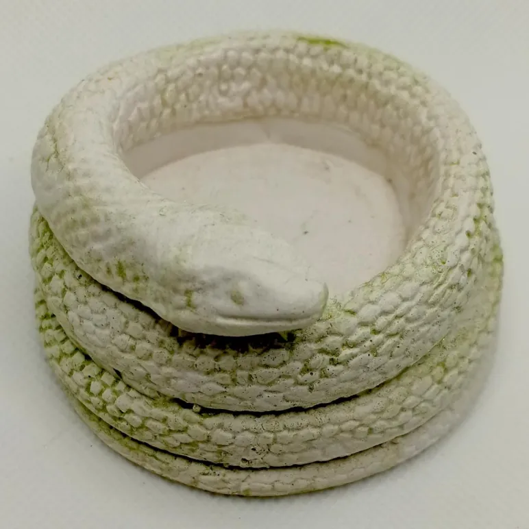 Подсвечник новогодний символ змея