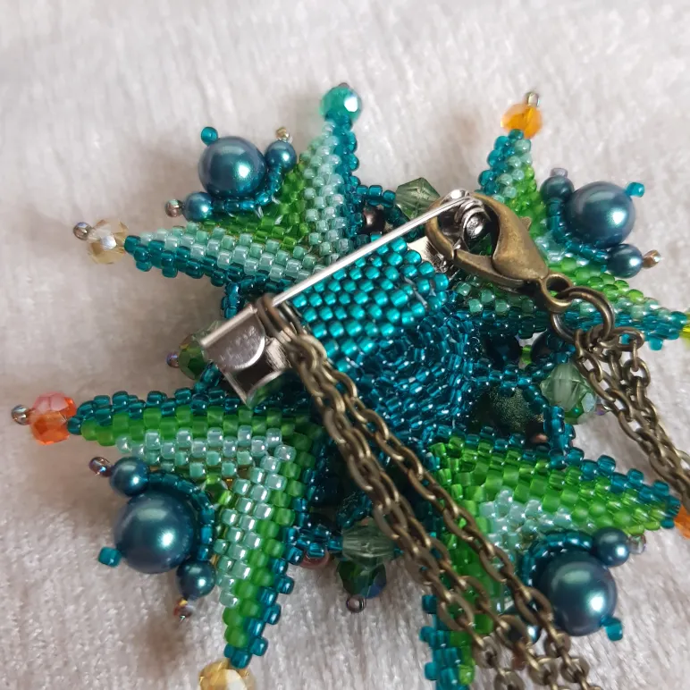 Брошь-орден-подвеска + Брошь и Серьги "Изумруд"