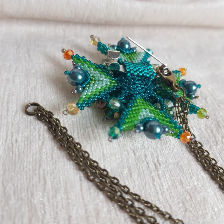 Брошь-орден-подвеска + Брошь и Серьги "Изумруд"