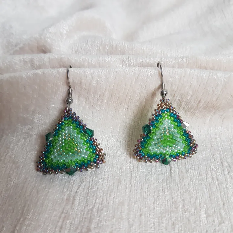 Брошь-орден-подвеска + Брошь и Серьги "Изумруд"