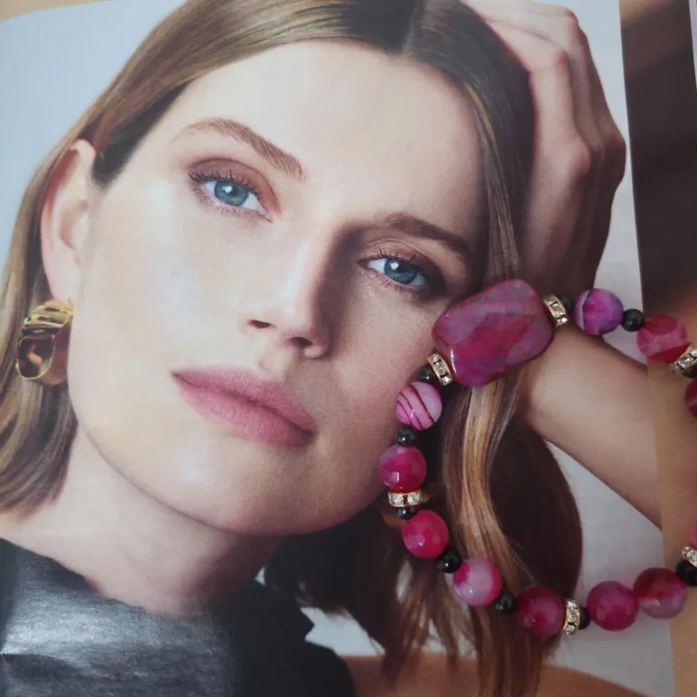 Браслет из натуральных камней "Колибри"