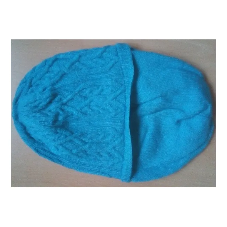 КОМПЛЕКТ ИЗ ШАПКИ И ШЕЙНОГО ПЛАТКА Комплект из шапки и шейного платка