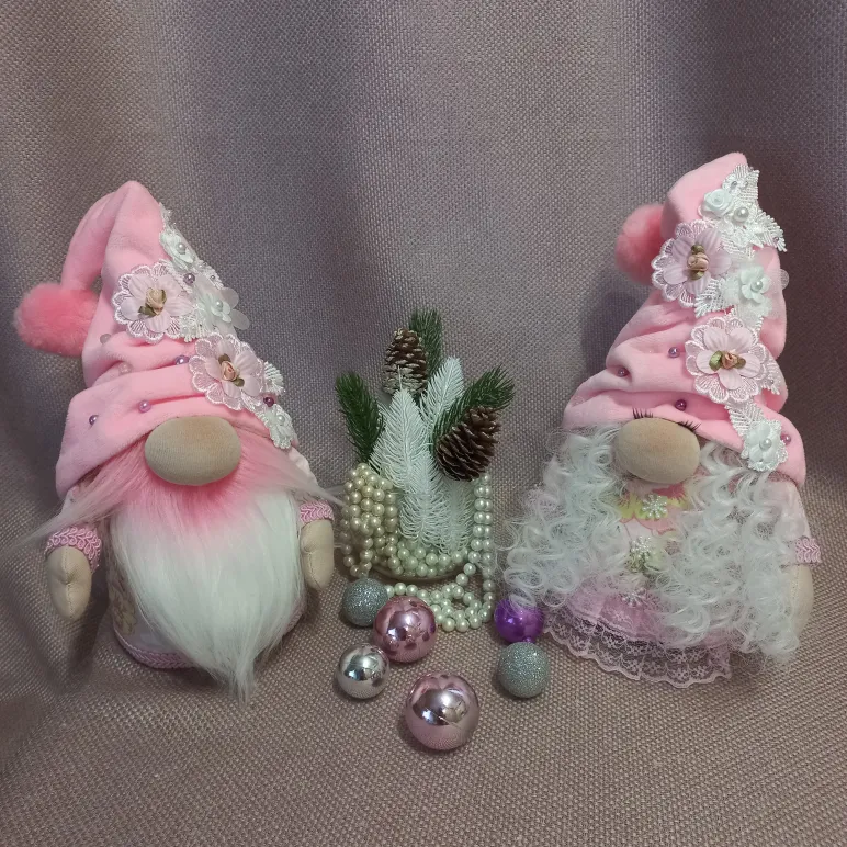 Гномы в розовом