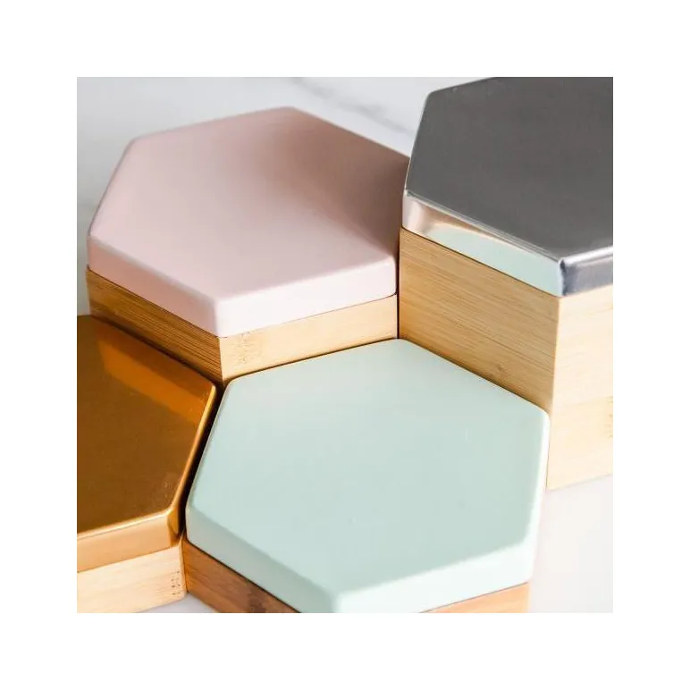 Декоративная банка