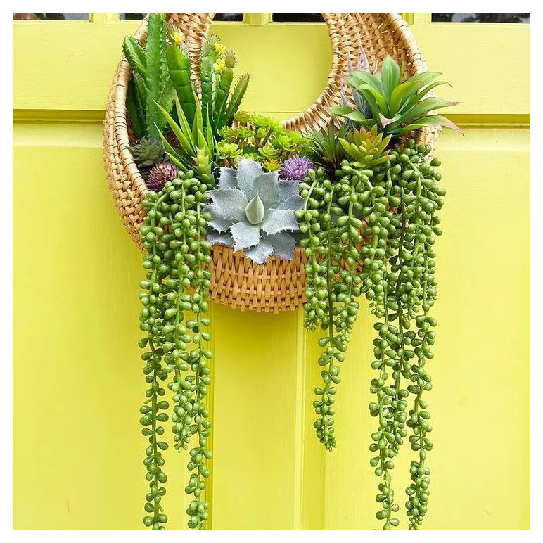 Кашпо настенное