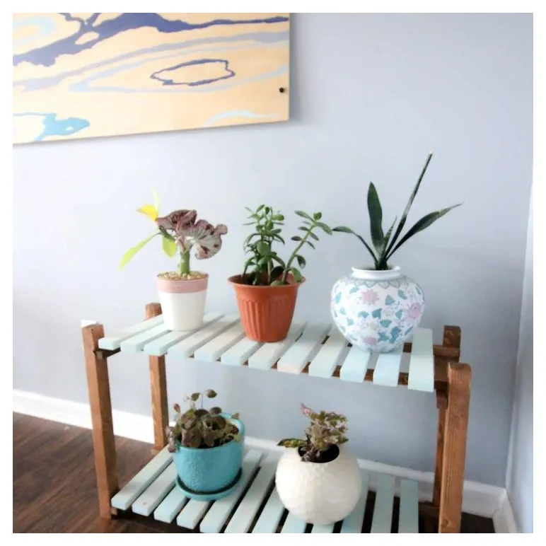 Напольная подставка для цветов