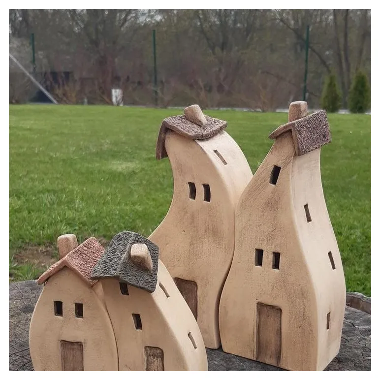 Домик интерьерная статуэтка