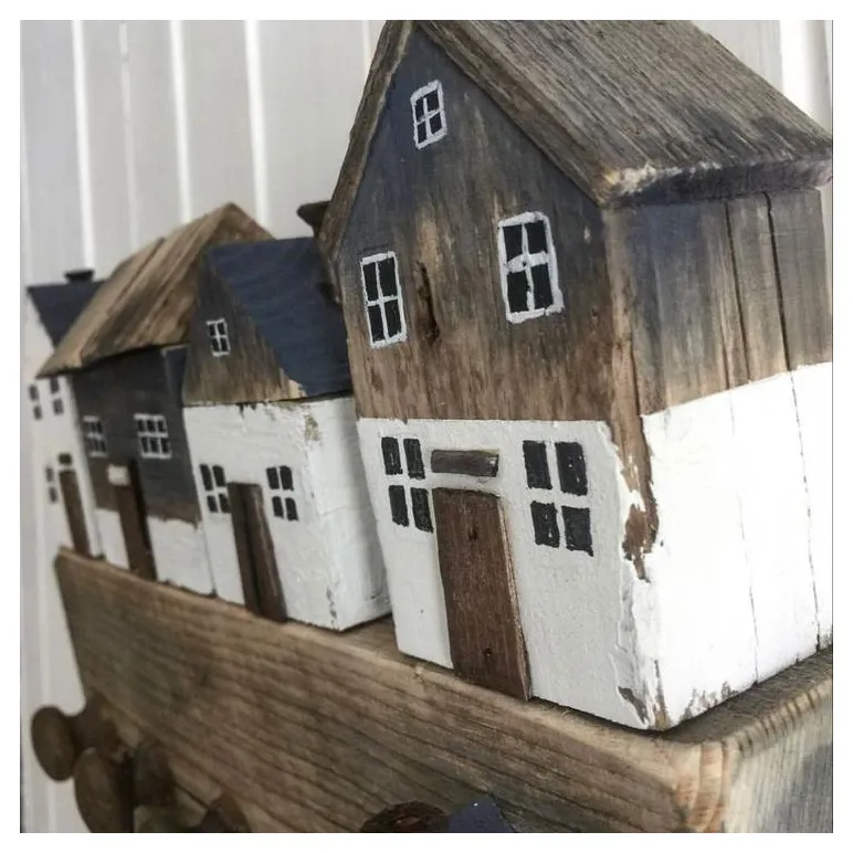 Домик интерьерная статуэтка