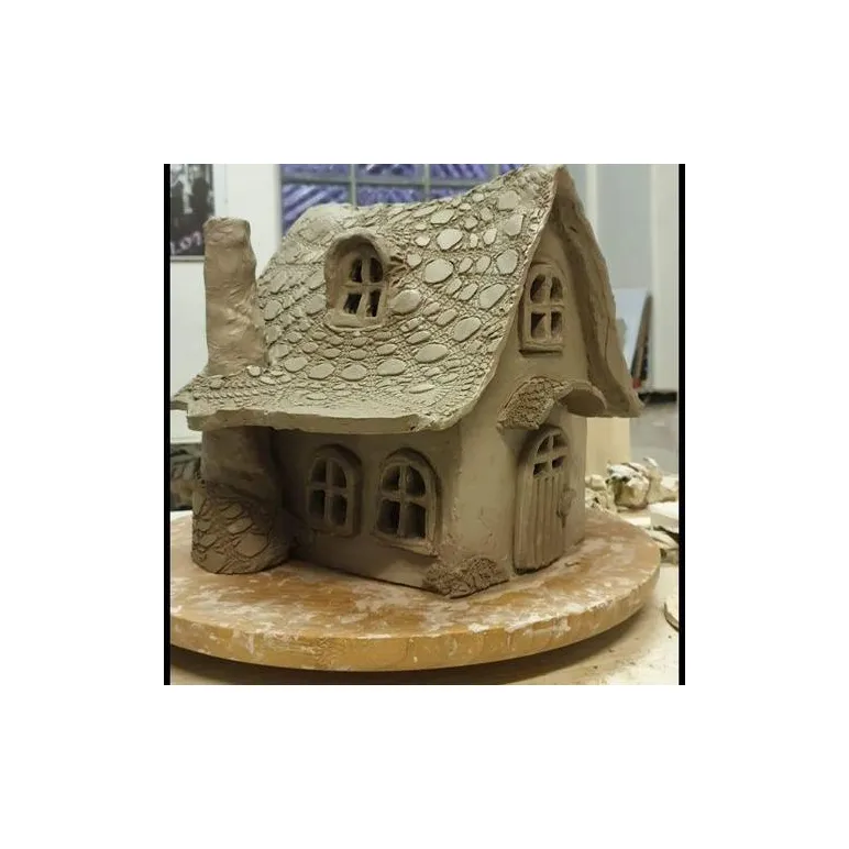 Домик интерьерная статуэтка