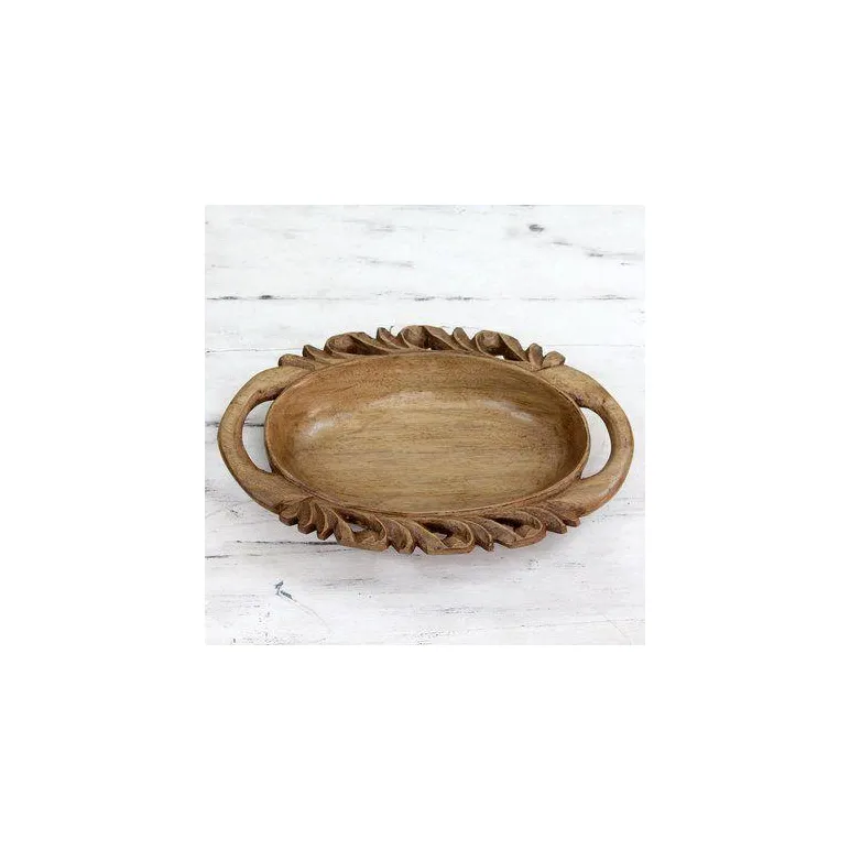 Резной поднос