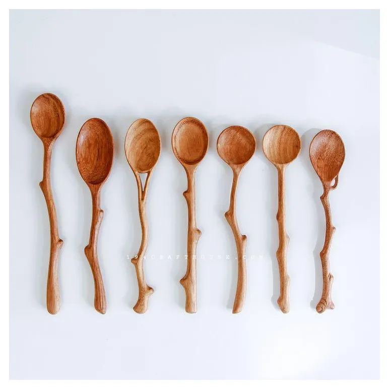 Столовые приборы