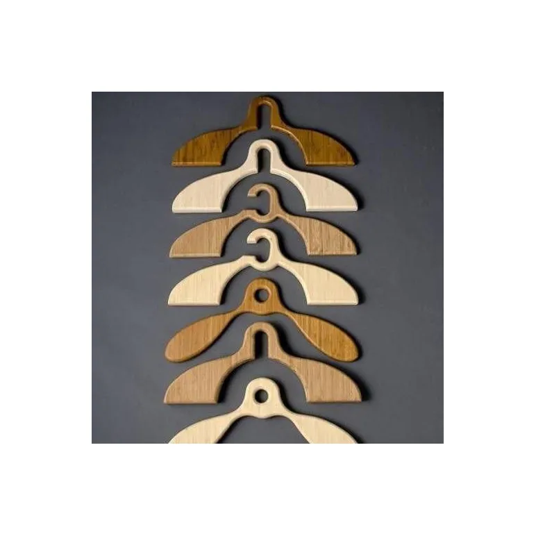 Вешалки и плечики для одежды