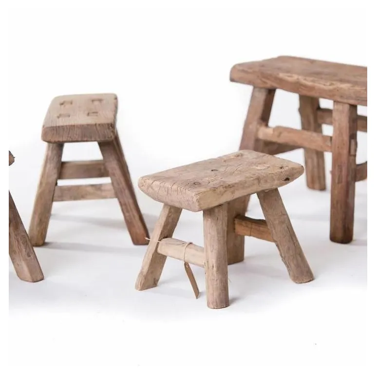 Табурет, пуф