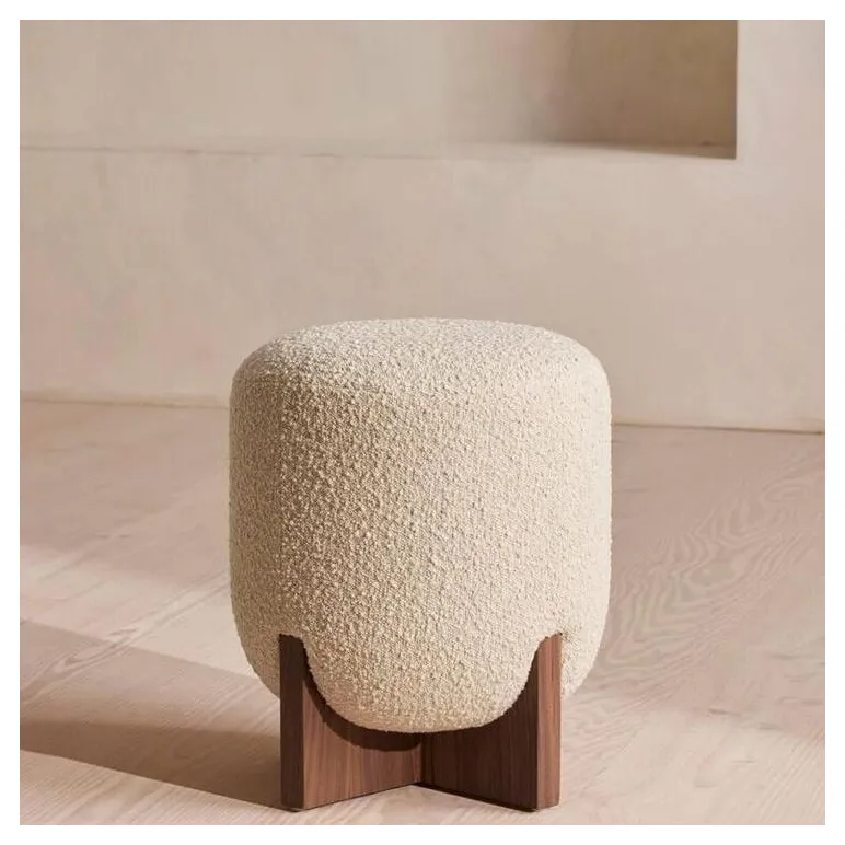 Табурет, пуф