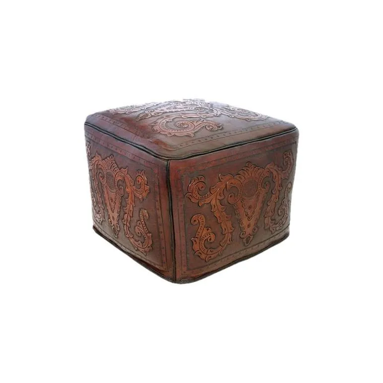 Табурет, пуф