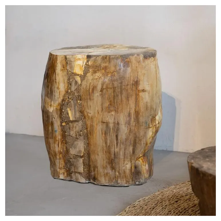 Табурет, пуф