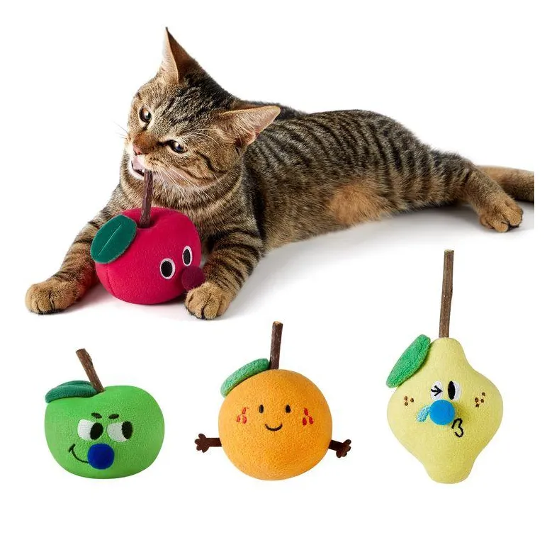 Игрушки для животных